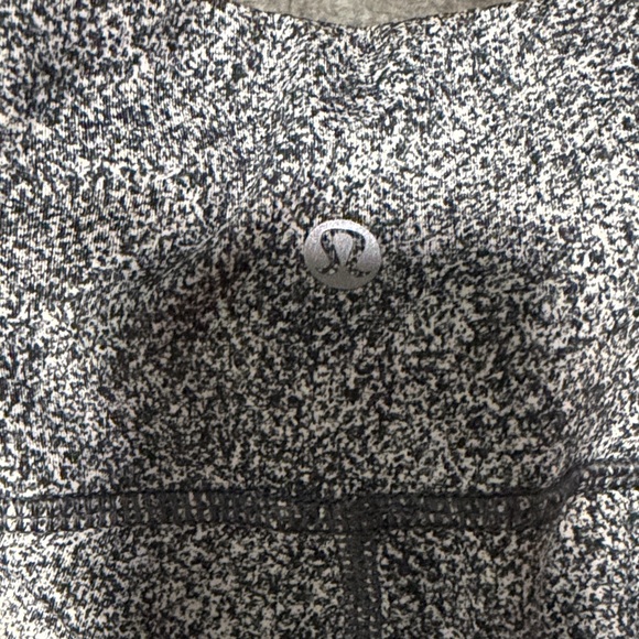 lululemon athletica Black and White Patterned Leggings - Picture 5 of 6